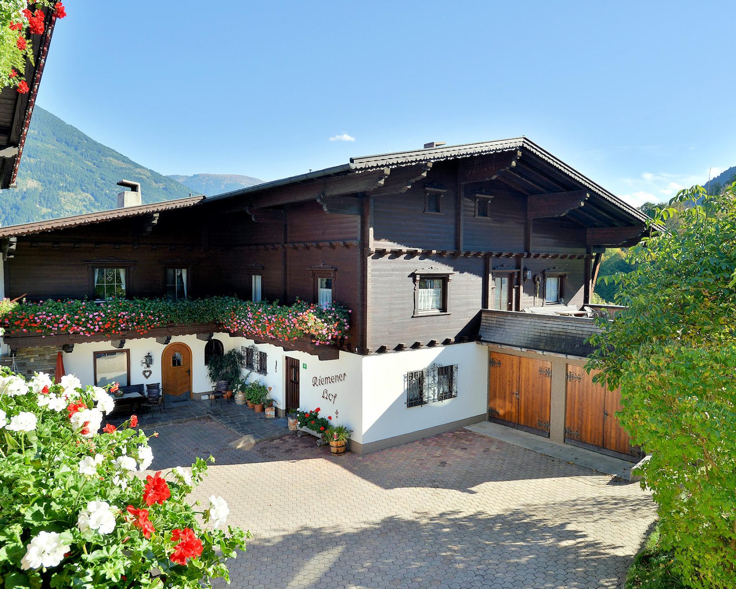 Riemenerhof-Sonja-Wildauer-Haus-Sommer